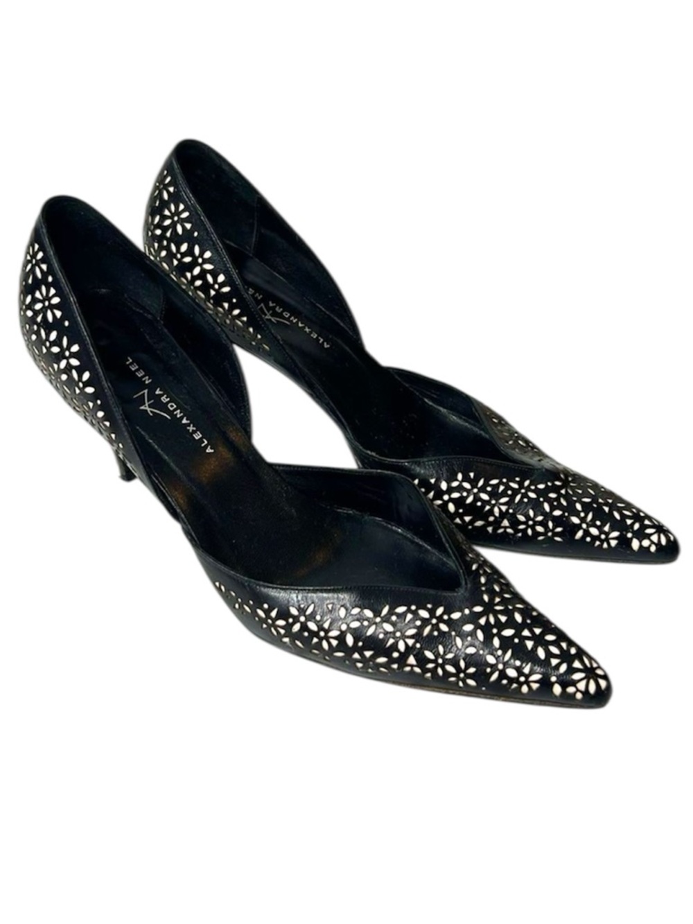 Alexandra Neel Black Leather D’Orsay Pumps Laser Cut Floral EU 39.5